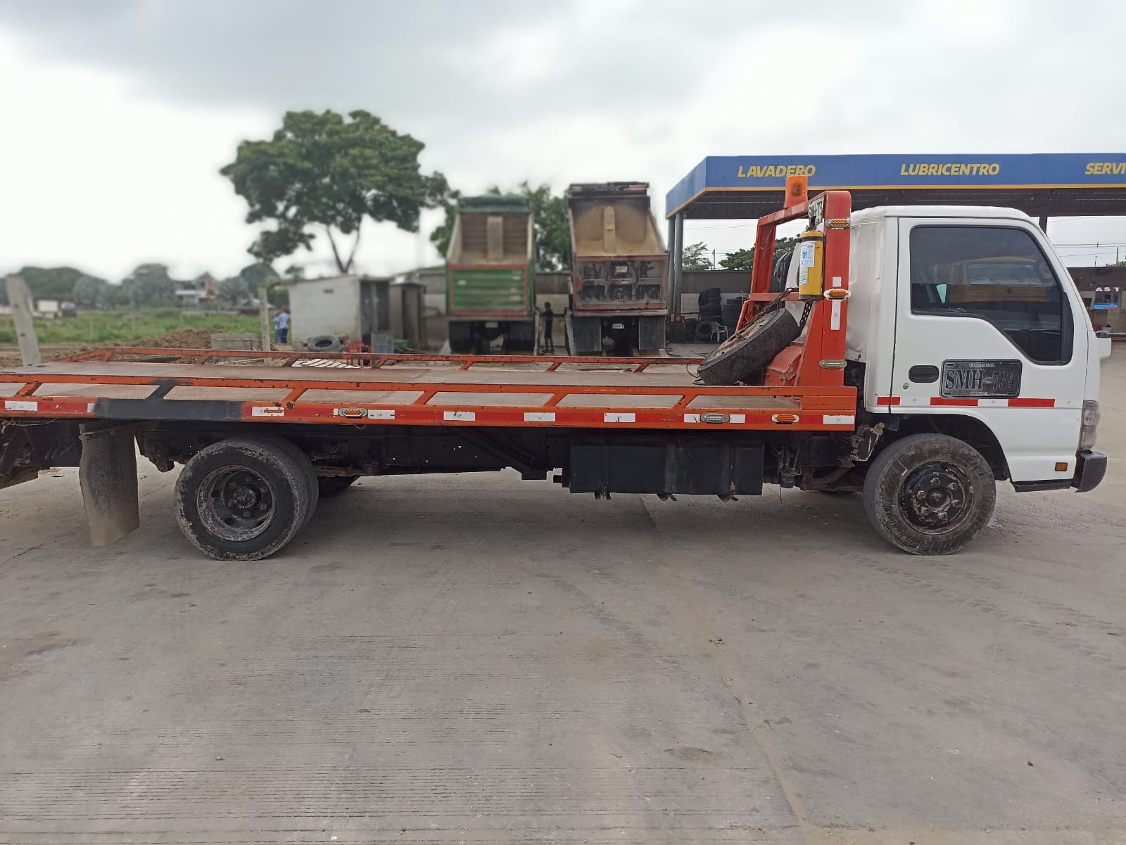 Chevrolet NPR 2009 - Image 2