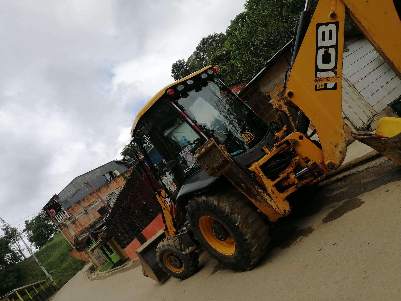 JCB 3CX 2014 - Image 3