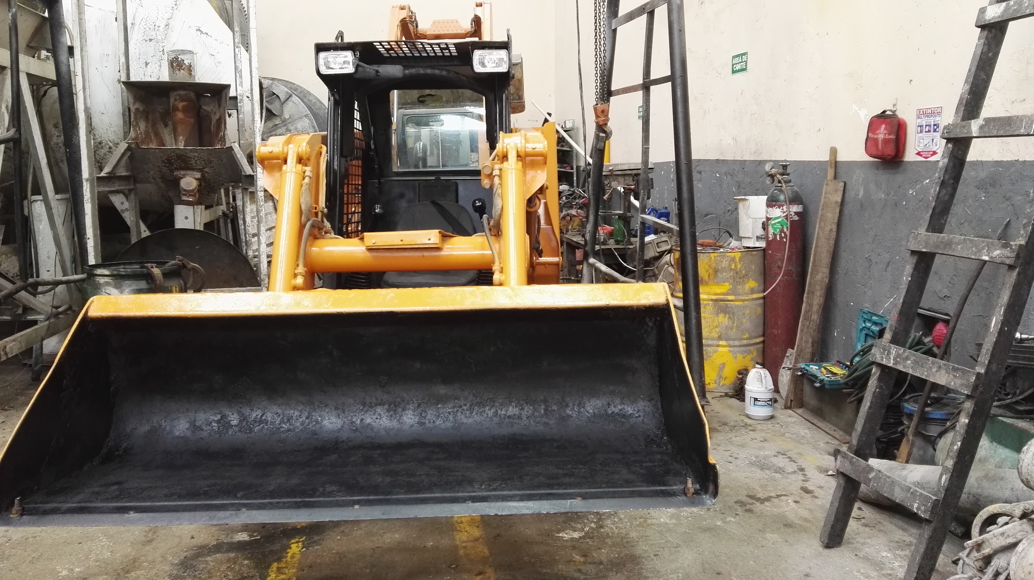 Case 420SSl 2008 - Image 2