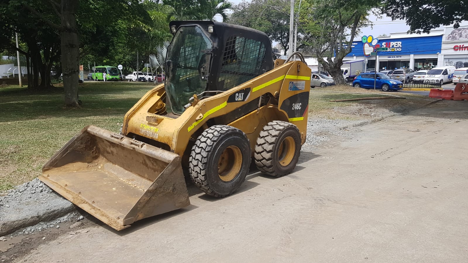 Caterpillar 246C 2012 - Image 2