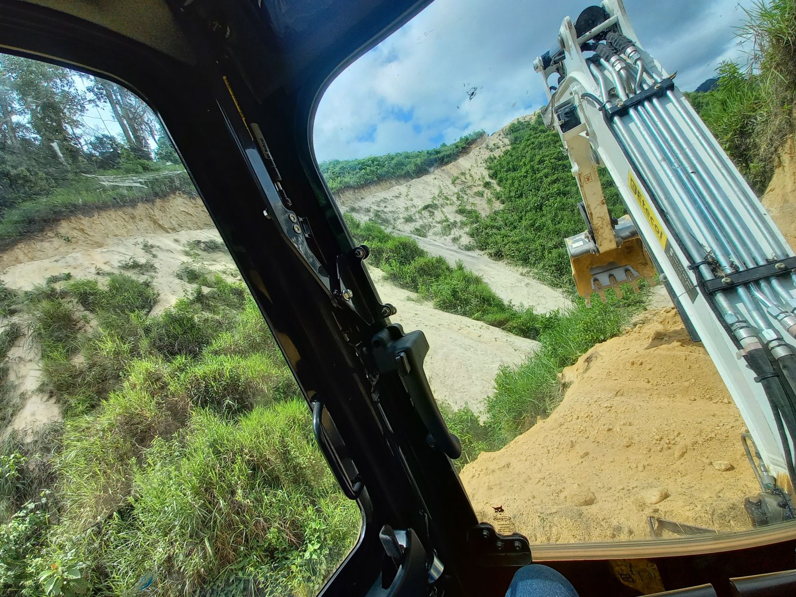 Bobcat E45 2016 - Image 4