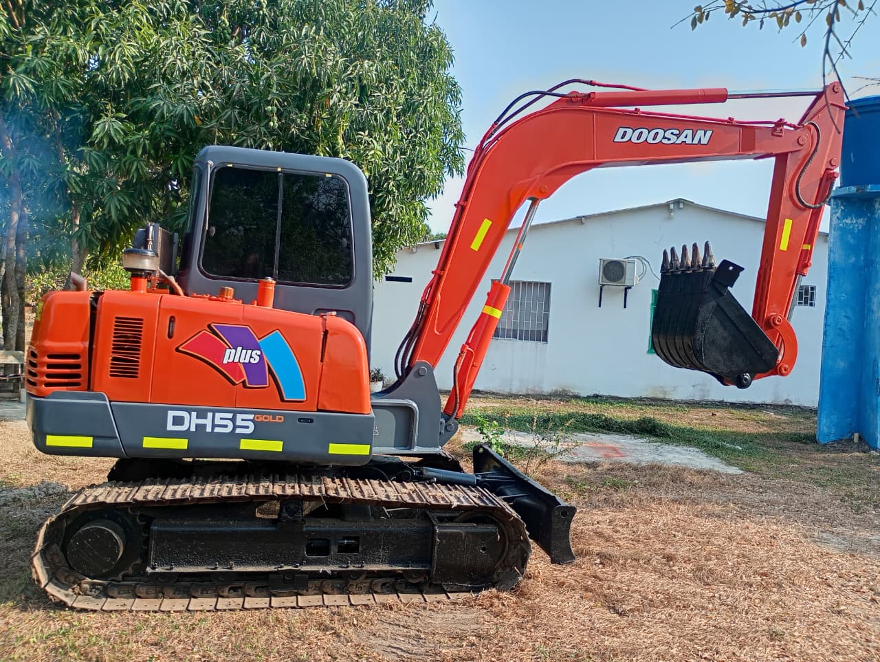 Doosan DH55 2011 - Image 2