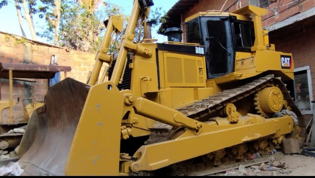 Caterpillar D8R 2000 - Image 2