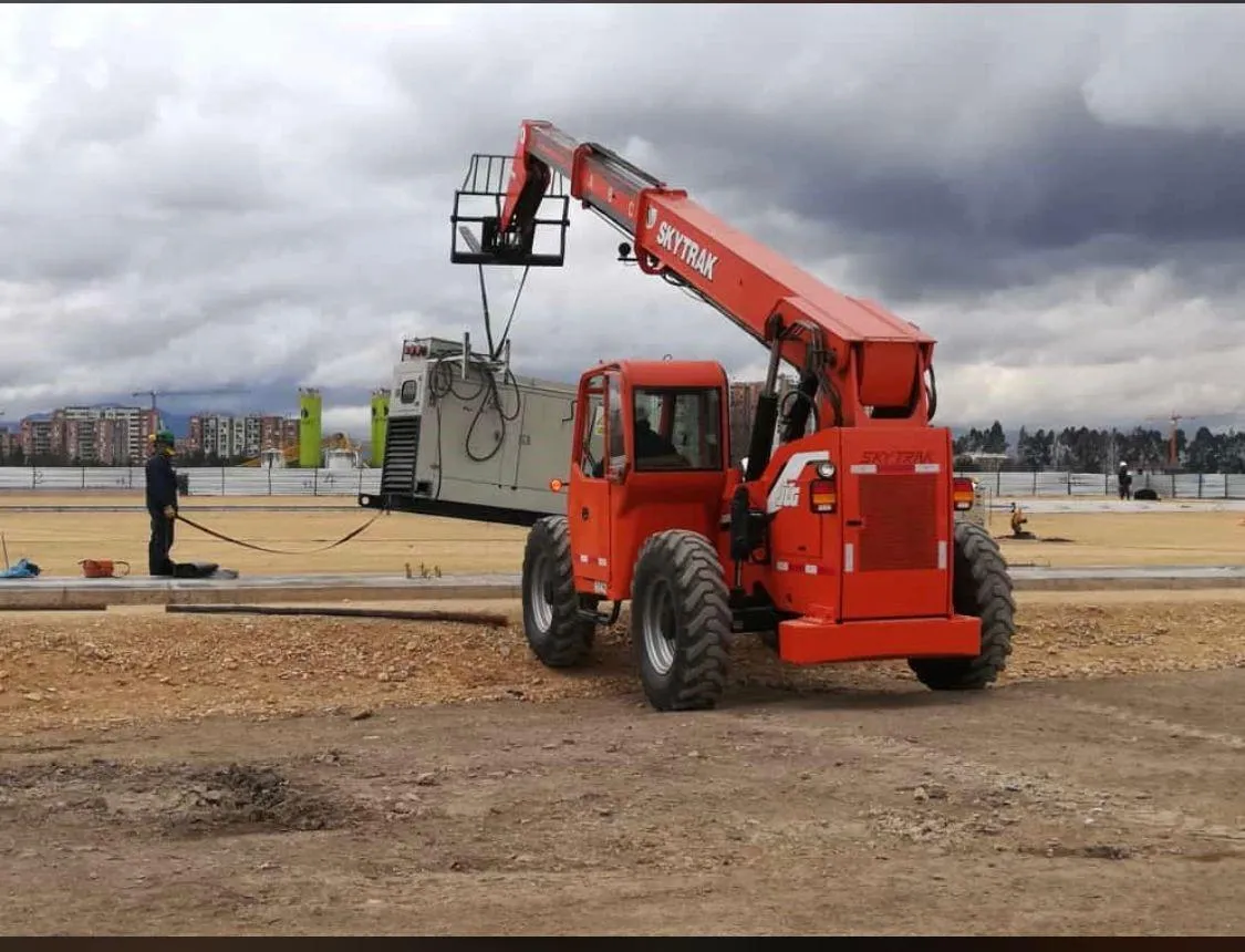 Sakai SKY TRAK JLG 2008 - Image 2